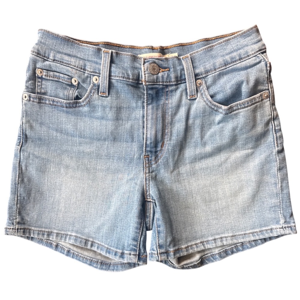 Levi's Mid Length Shorts Women 26 Light Wash Denim Casual Summer